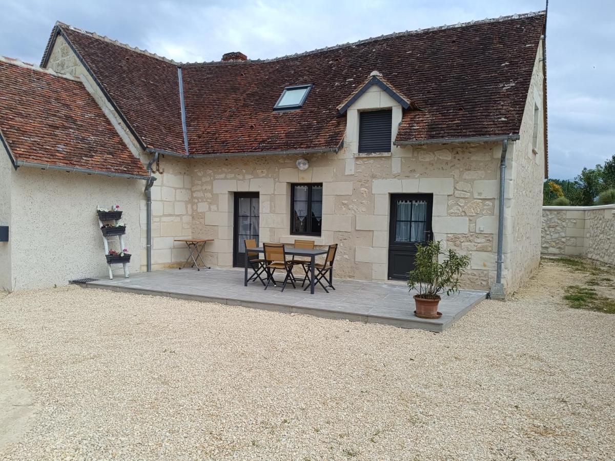 Gite De La Grand Maison Le Noyer Seigy Экстерьер фото