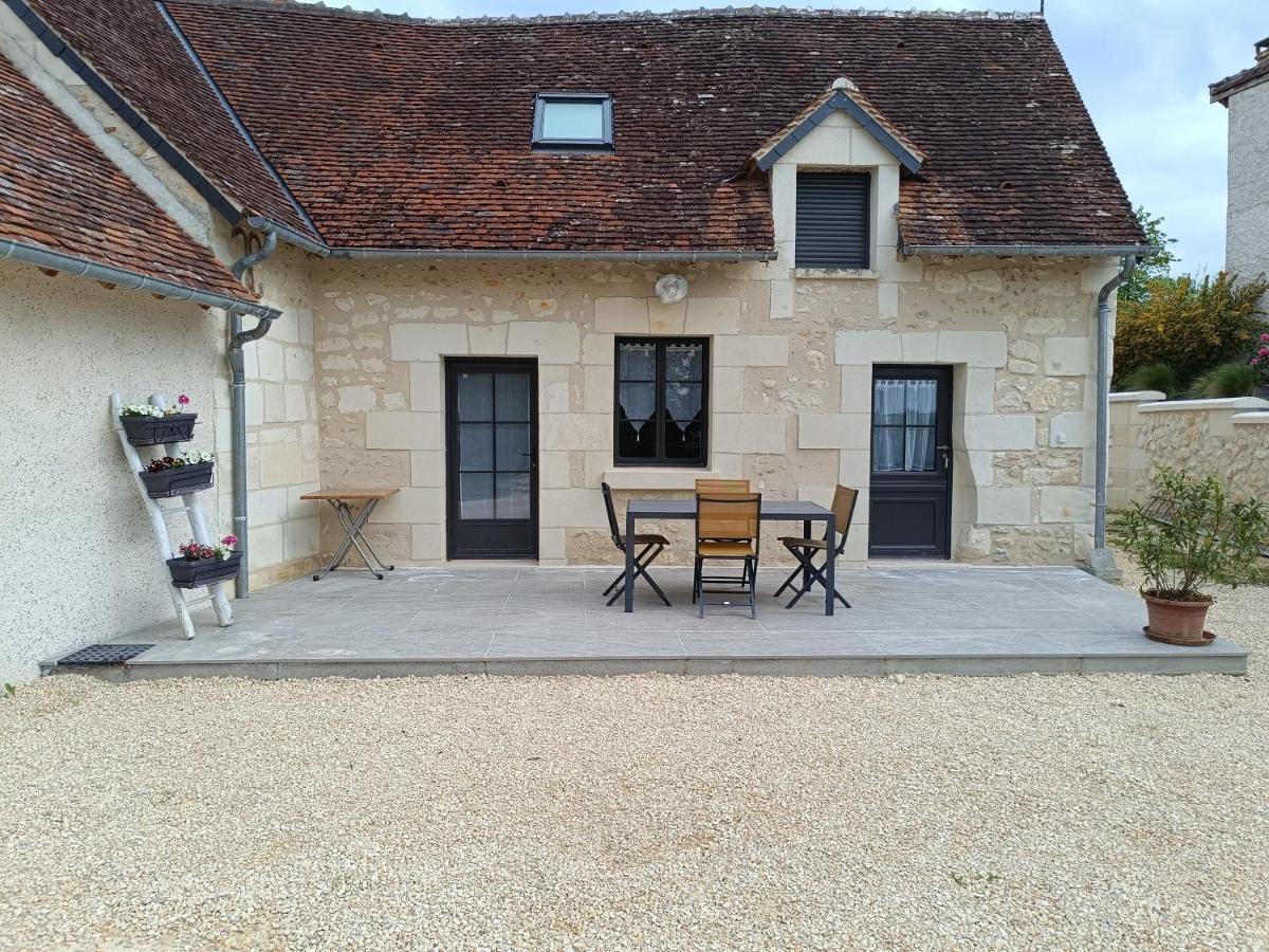 Gite De La Grand Maison Le Noyer Seigy Экстерьер фото